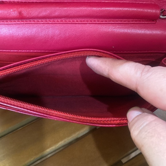 CHANEL WOC Wallet on chain lambskin crossbody - Picture 11 of 15